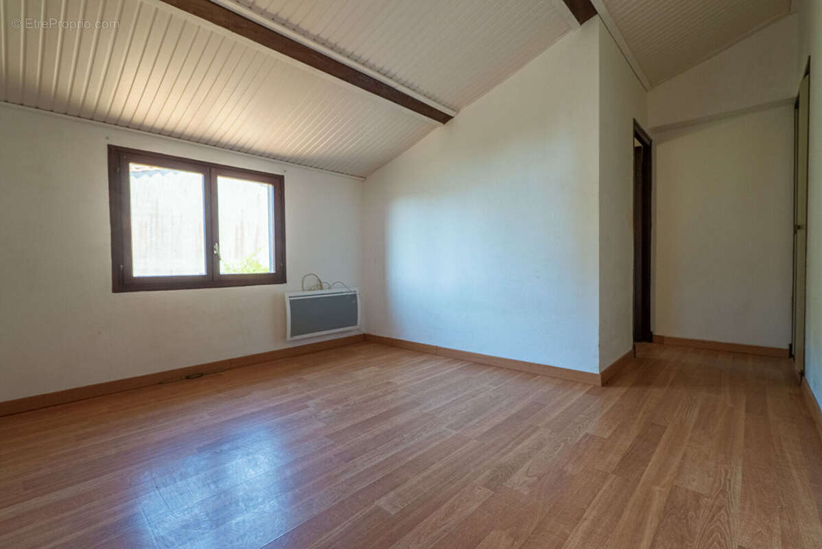 CARCASSONNE - GRAZAILLES Villa quatre faces T5 139m²  (110m²  hab.) avec jardin, garage, et terrasse - photo 16