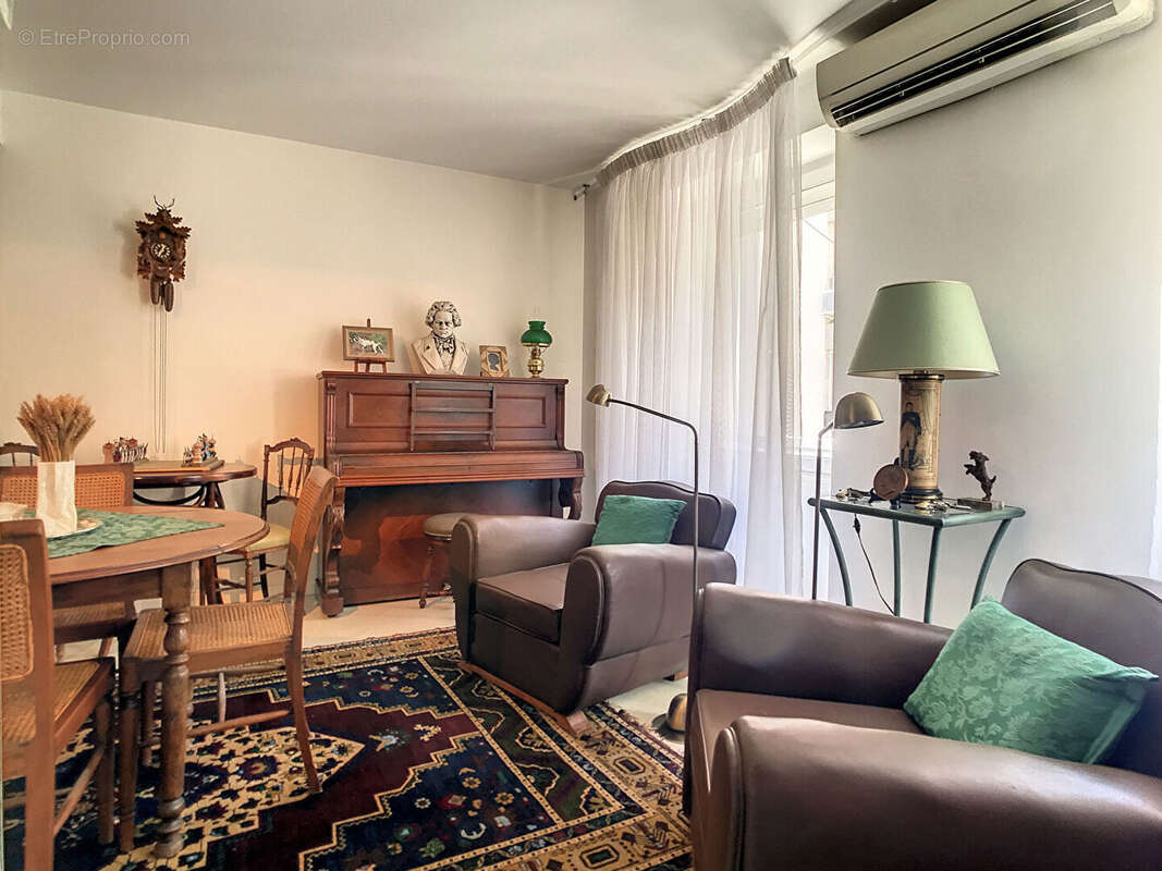Superbe Maison de ville 6 pièces 200 m2 Avignon - photo 14