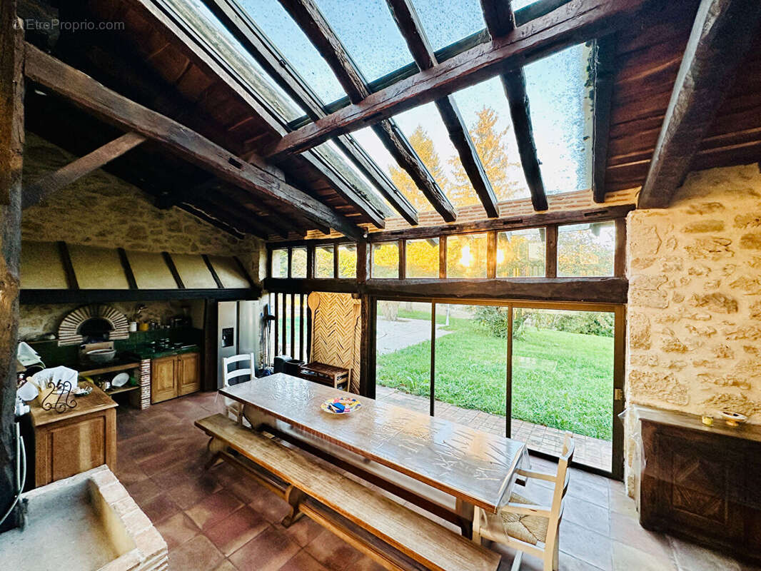 Maison à COURS
