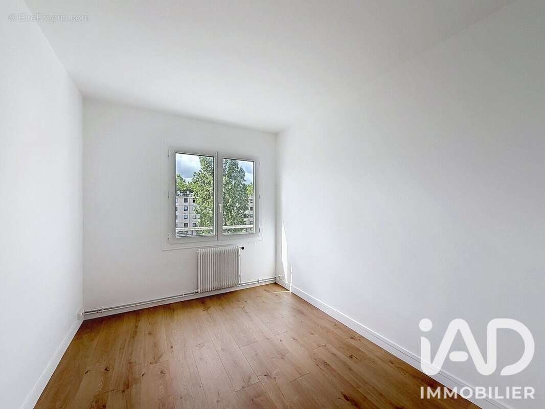 Photo 8 - Appartement à CLICHY-SOUS-BOIS