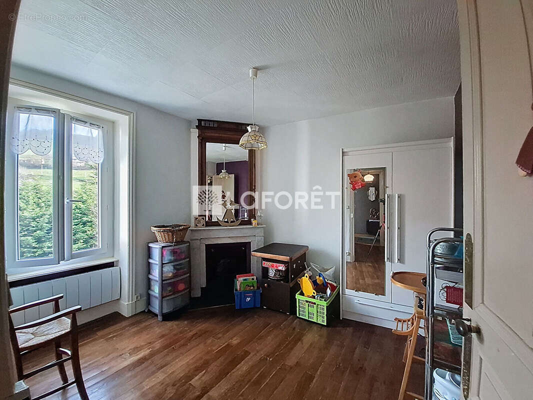 Maison à BELLEVILLE