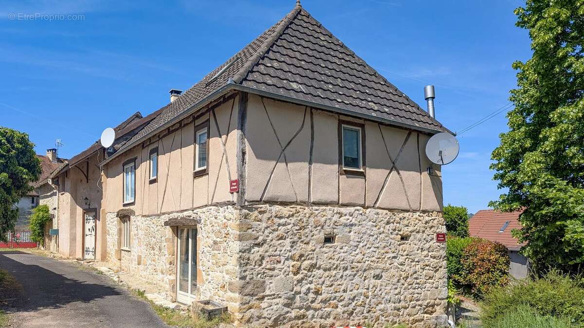 Maison à BEAULIEU-SUR-DORDOGNE