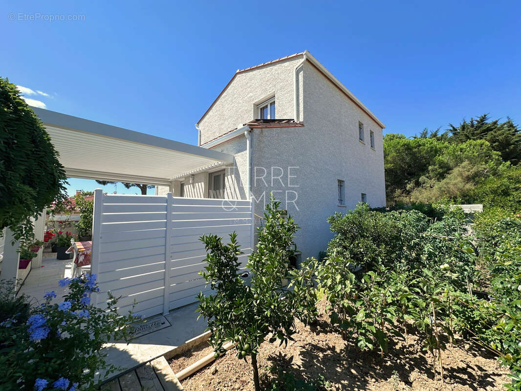 Maison à SAINT-CYPRIEN