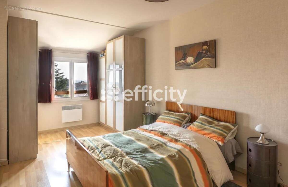 Appartement à VALENCIN