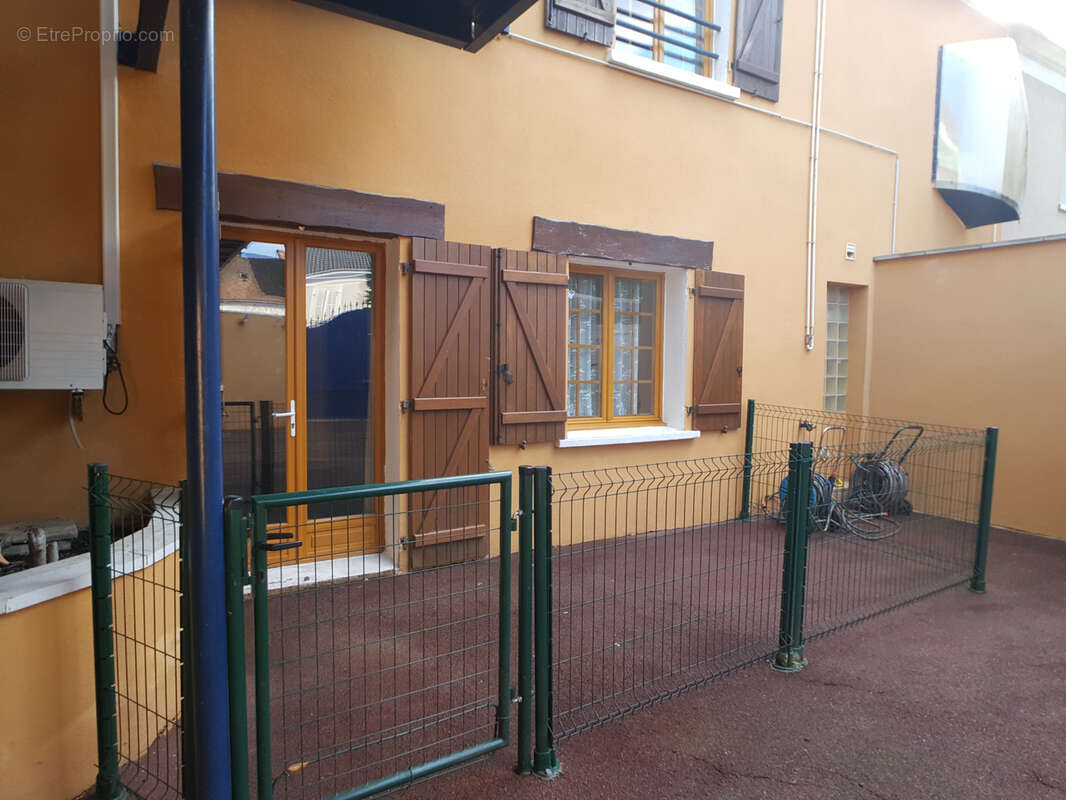 Appartement à AUNEAU