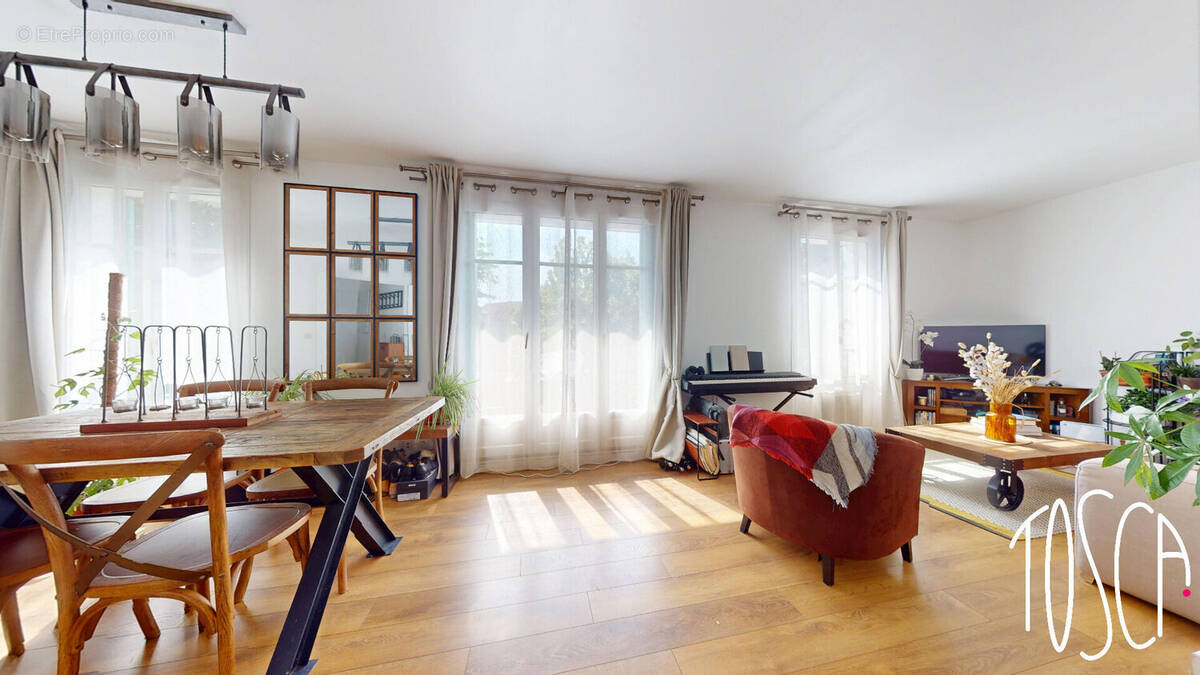 Appartement à THIAIS
