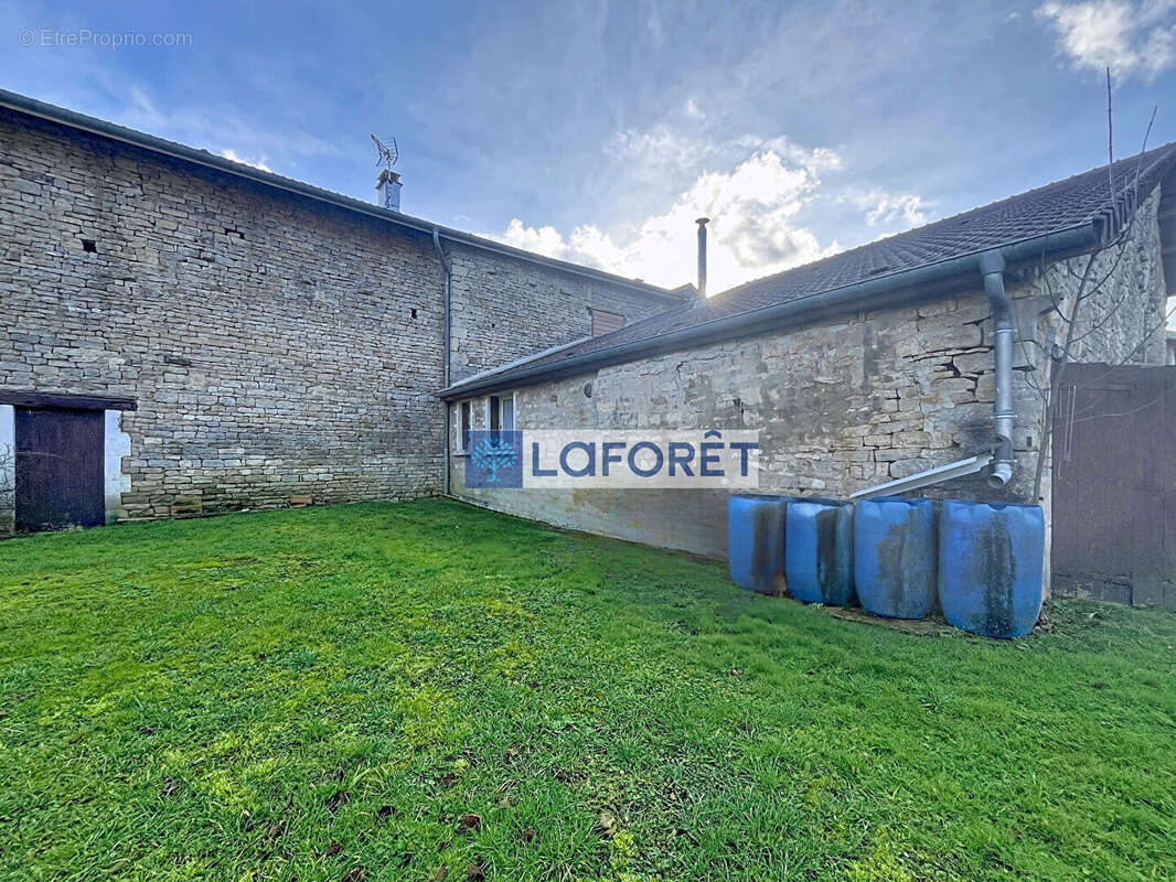Maison à CHATONRUPT-SOMMERMONT