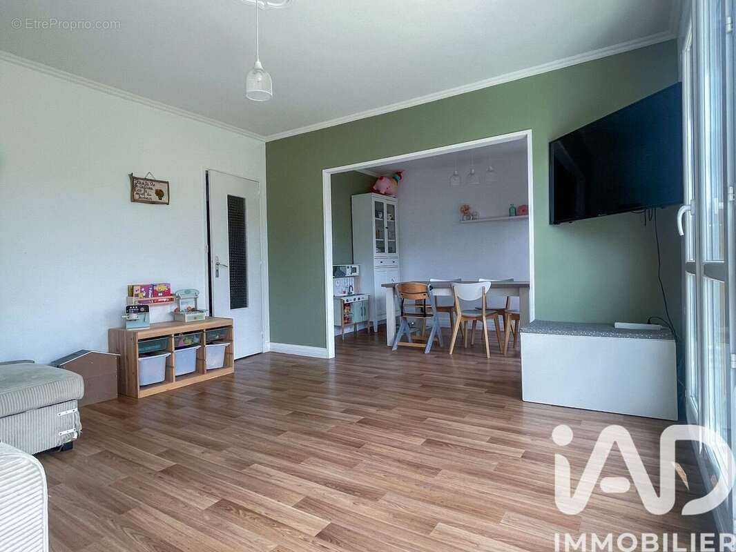 Photo 2 - Appartement à BEAUMONT-SUR-OISE