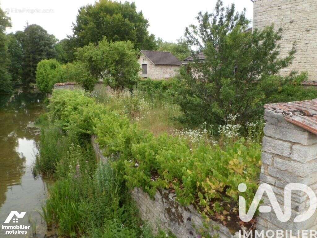 Maison 131 m² à Essoyes  - photo 8