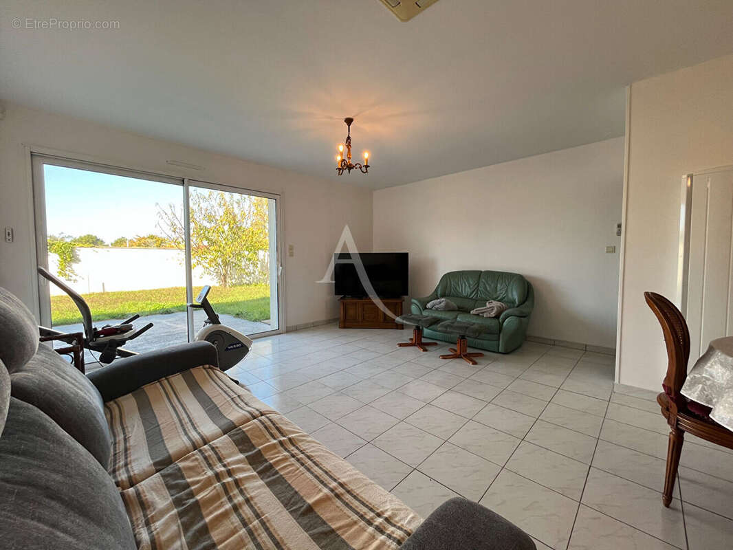 Maison à SAINT-HILAIRE-DE-RIEZ