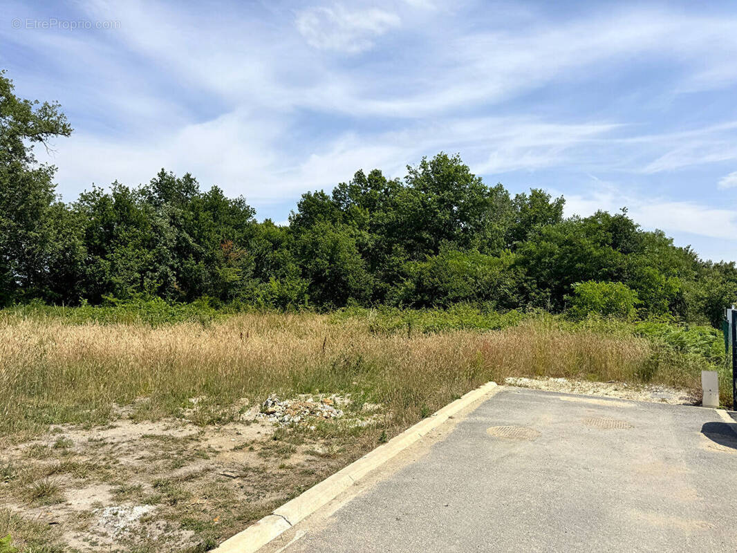 Terrain à BREUILLET