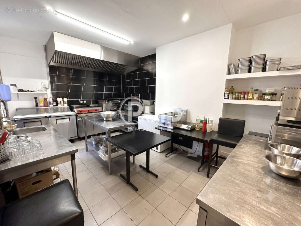 Opportunité Investisseur - Local commercial loué avec forte rentabilité à Seclin - photo 6