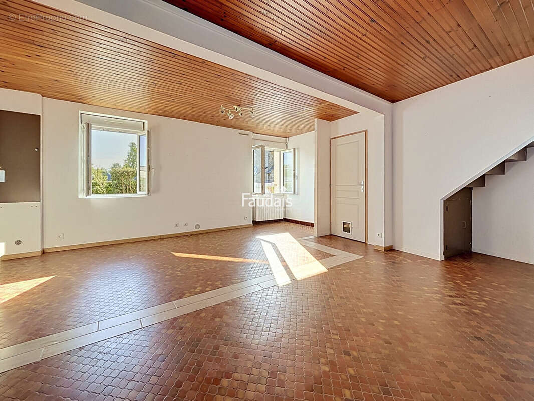 Maison 70 m² à Doville  - photo 6