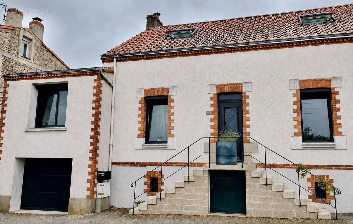 Maison à LA HAIE-FOUASSIERE