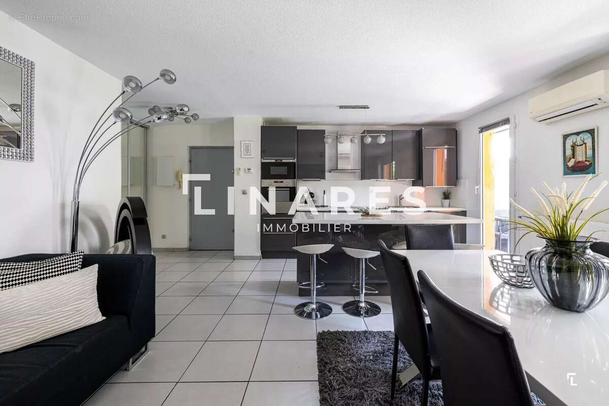 Appartement à MARSEILLE-11E