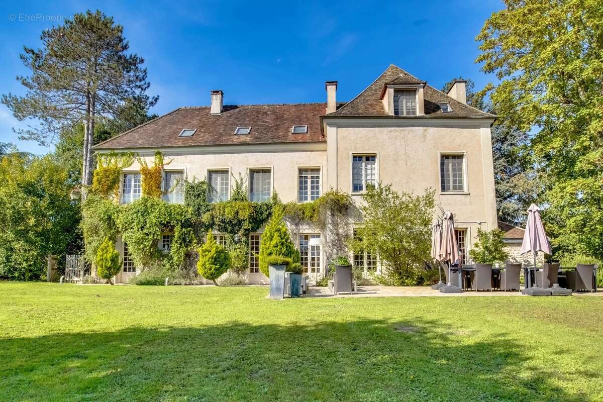 Maison à MONTFORT-L'AMAURY