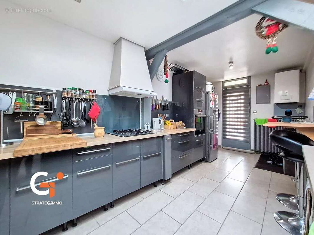 Maison à LE PETIT-QUEVILLY