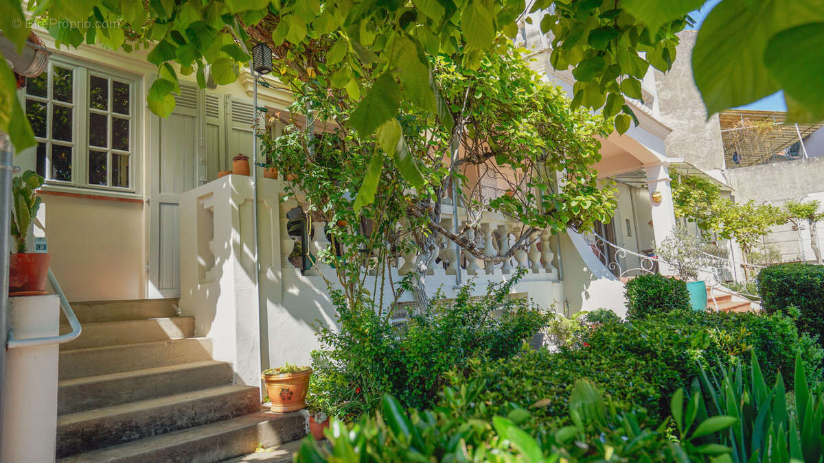 Maison à MOISSAC