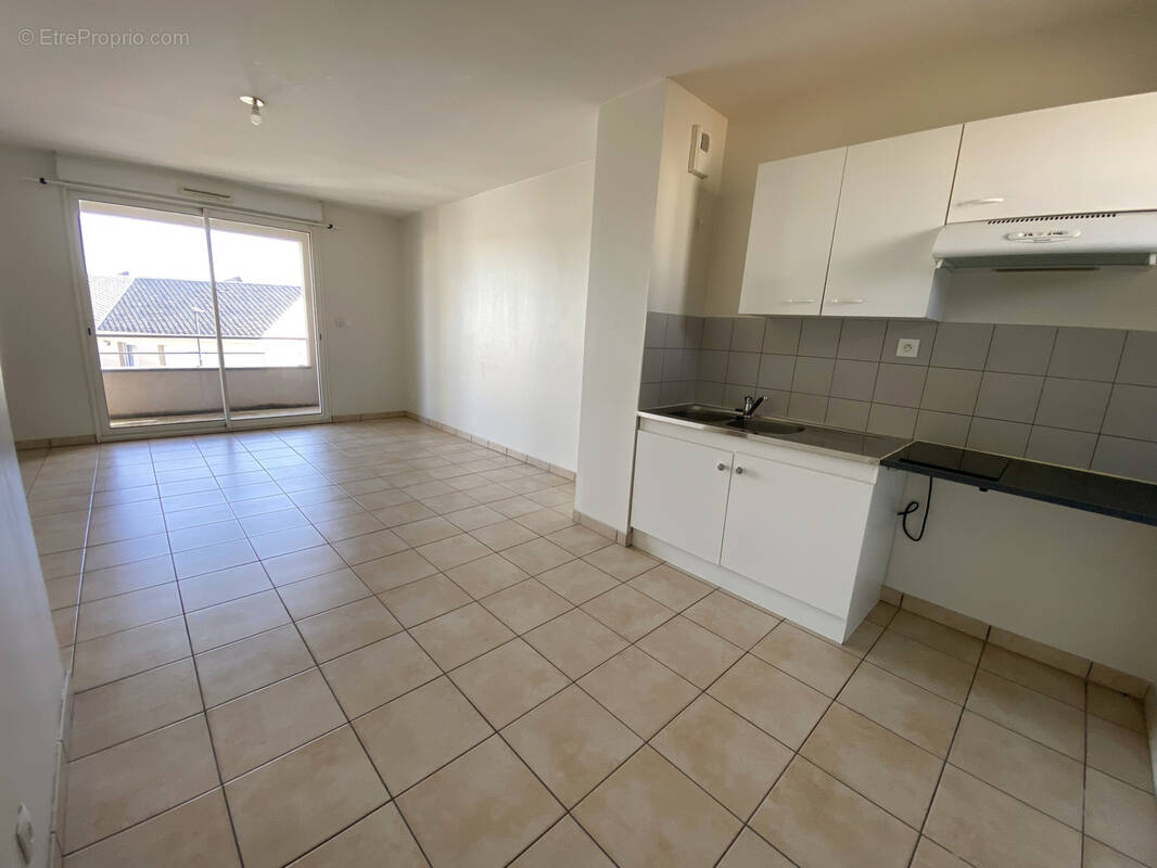 Appartement à LUC-LA-PRIMAUBE