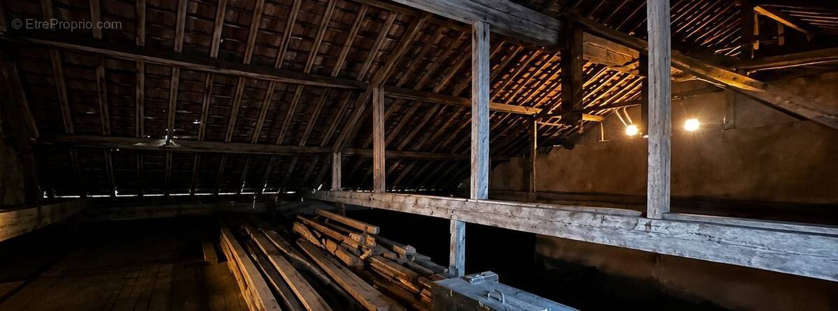 Appartement à OYE-ET-PALLET