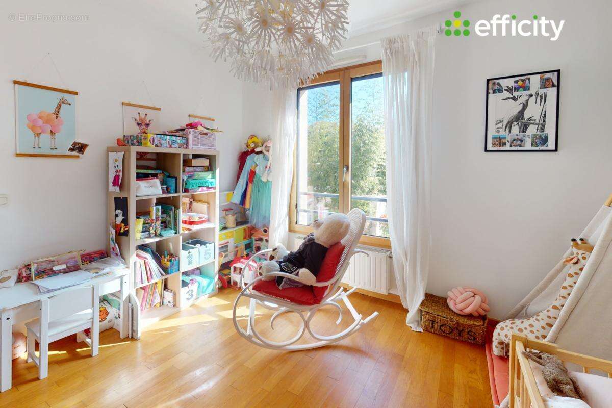 Appartement à TASSIN-LA-DEMI-LUNE