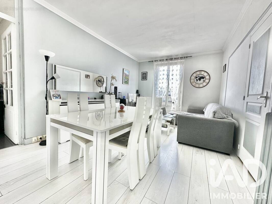 Photo 1 - Appartement à CHOISY-LE-ROI