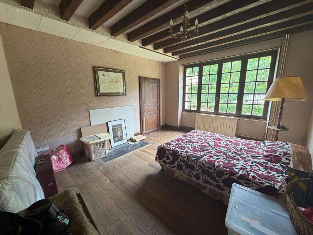 Maison bourgeoise à Crux la Ville - photo 9
