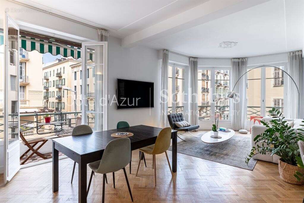 Appartement bourgeois rénové dans un immeuble d'architecte au cœur de Nice - photo 7