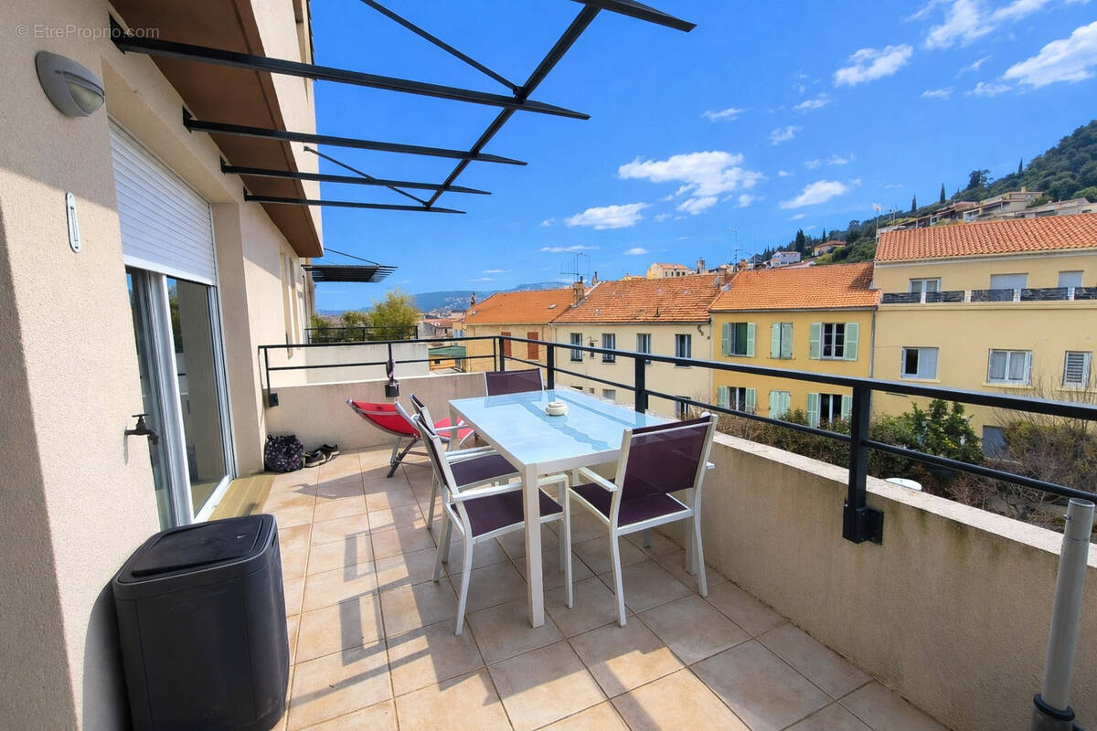 Appartement à HYERES