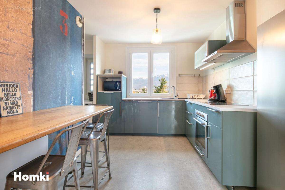 Appartement T4 de 79 m2 à Grenoble 38100, Rue Léon Jouhaux - photo 2