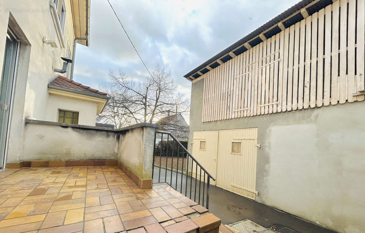 Maison individuelle de caractère 5 pièces - photo 4