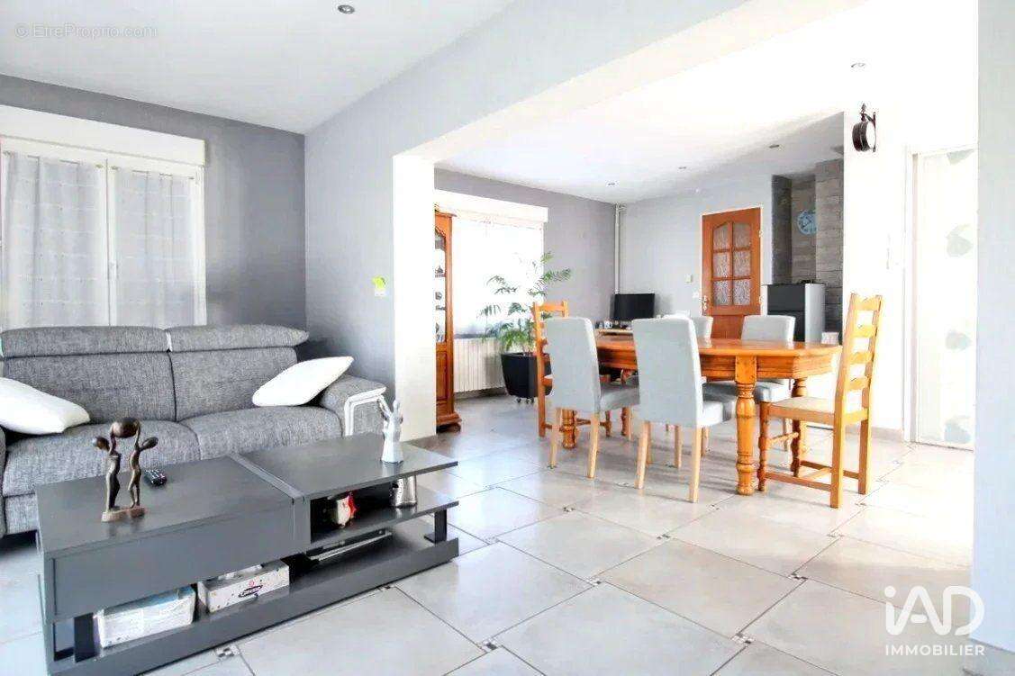 Photo 2 - Maison à LONGWY