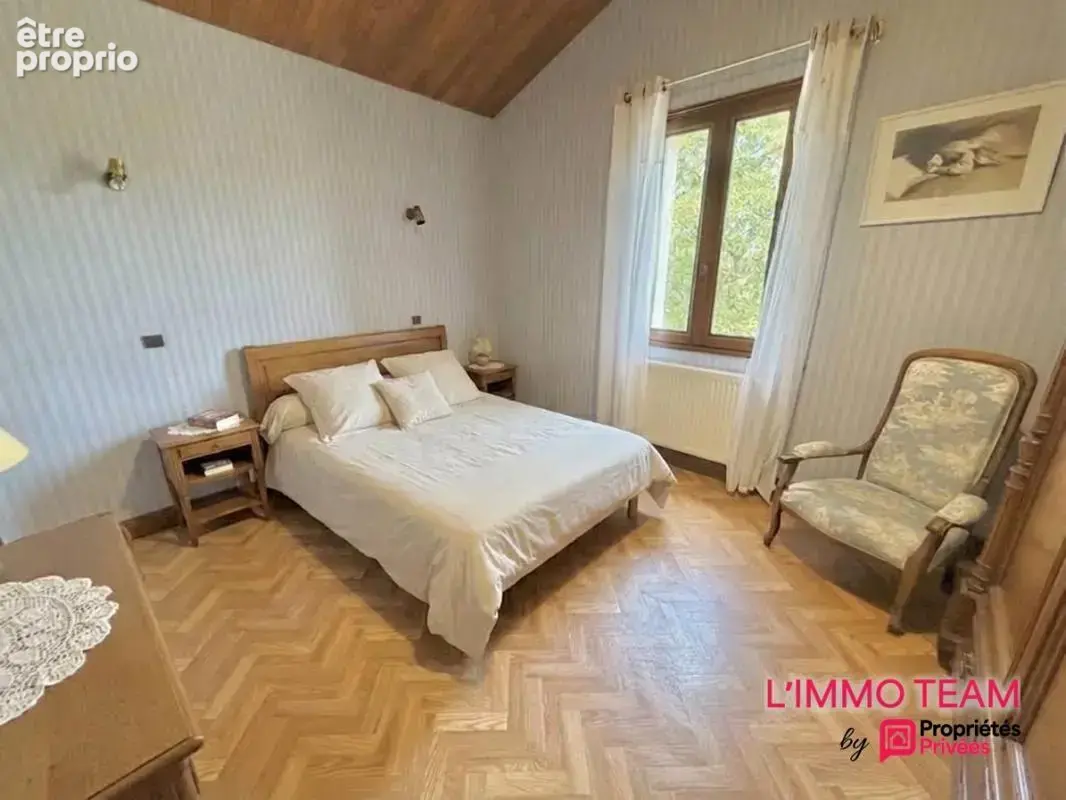 Maison 5 chambres, avec garages et piscine, sur 1.7Ha - vue imprenable - photo 12