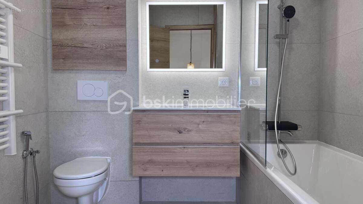 Appartement à HYERES