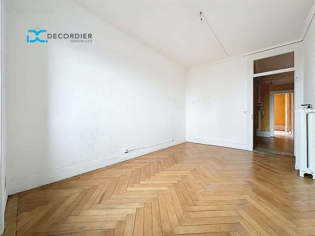 Appartement à EVIAN-LES-BAINS