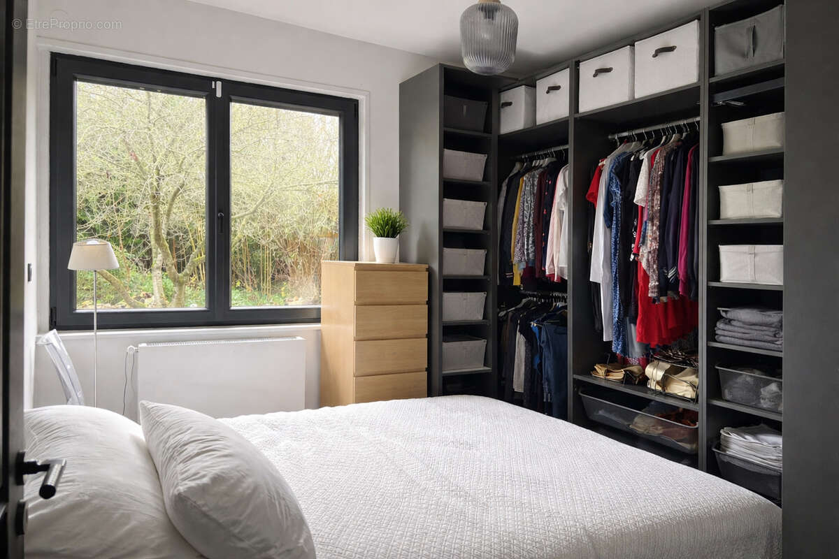 Maison à GROFFLIERS