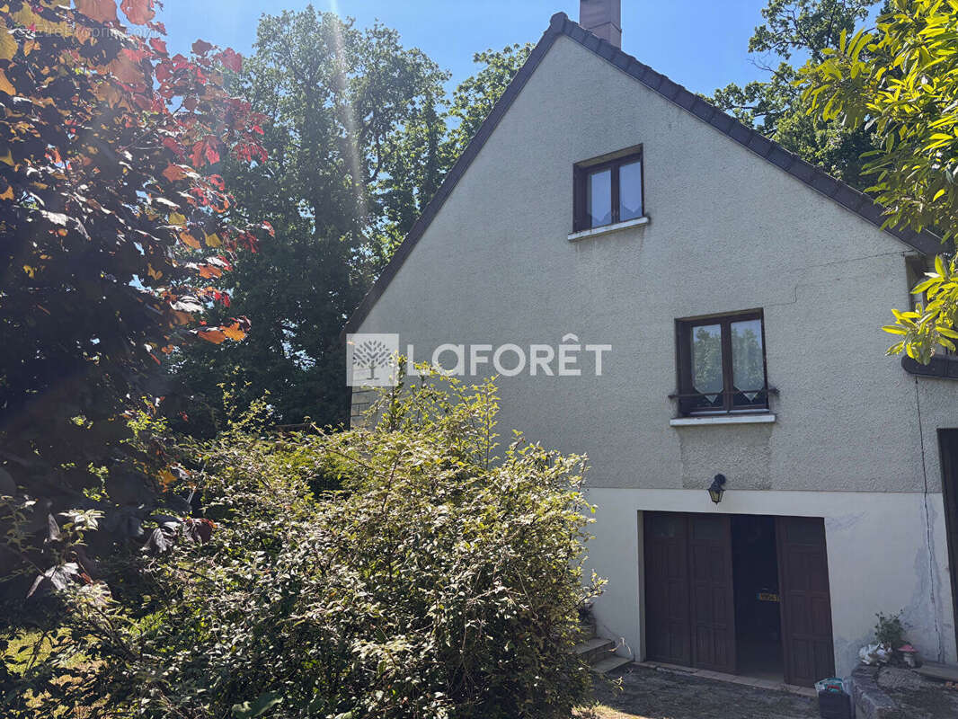 Maison à LES PAVILLONS-SOUS-BOIS