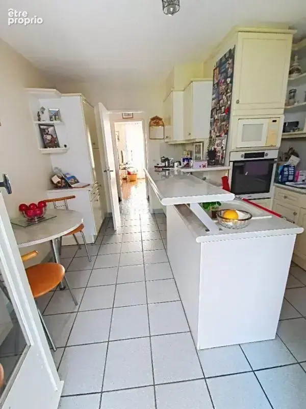 Maison Chateauroux 4 pièce(s) 93 m2 + Garage - photo 8