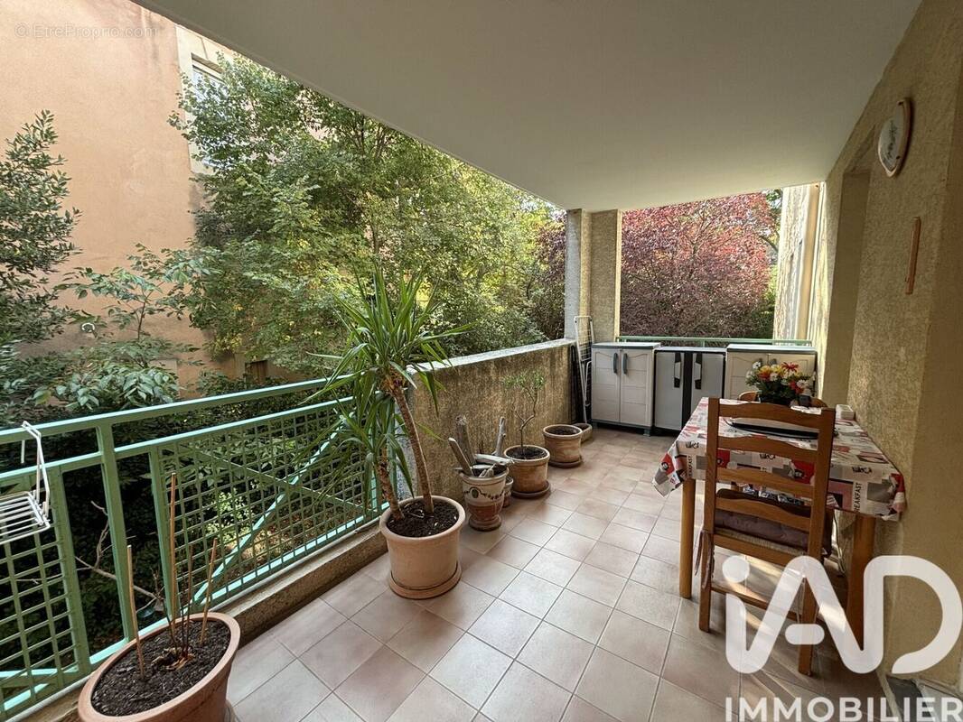 Photo 1 - Appartement à SALON-DE-PROVENCE
