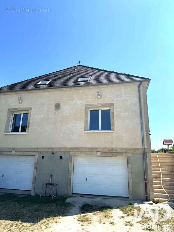 Maison 267 m² à Assenay  - photo 4