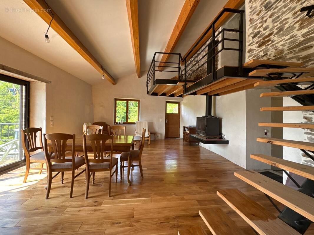 Maison à SAINT-GERVAIS-SUR-MARE