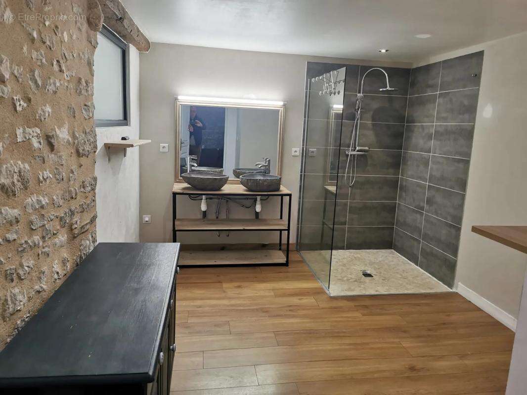 Maison à FONTENILLE