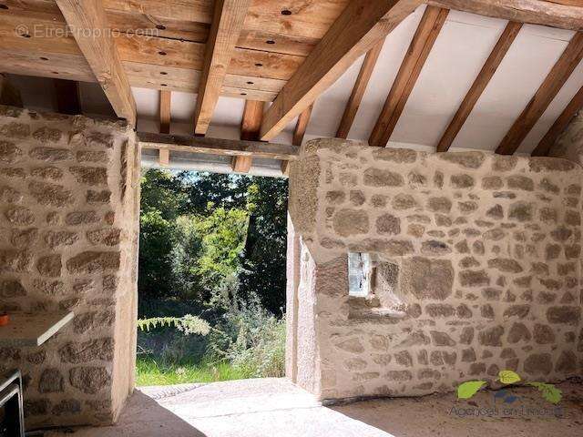 Maison à TREIGNAC