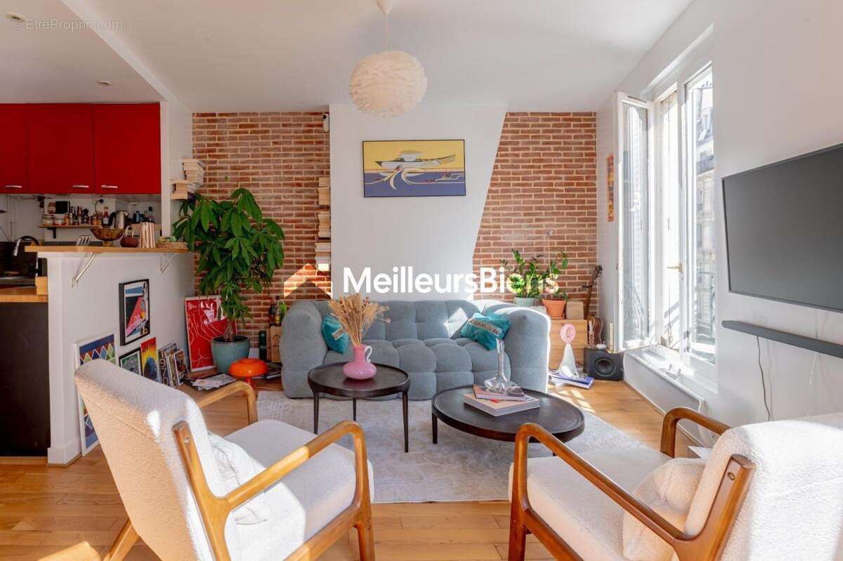 Appartement à PARIS-18E