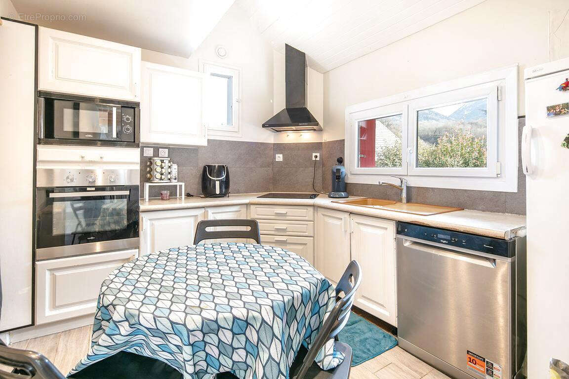 Maison à LA ROCHETTE