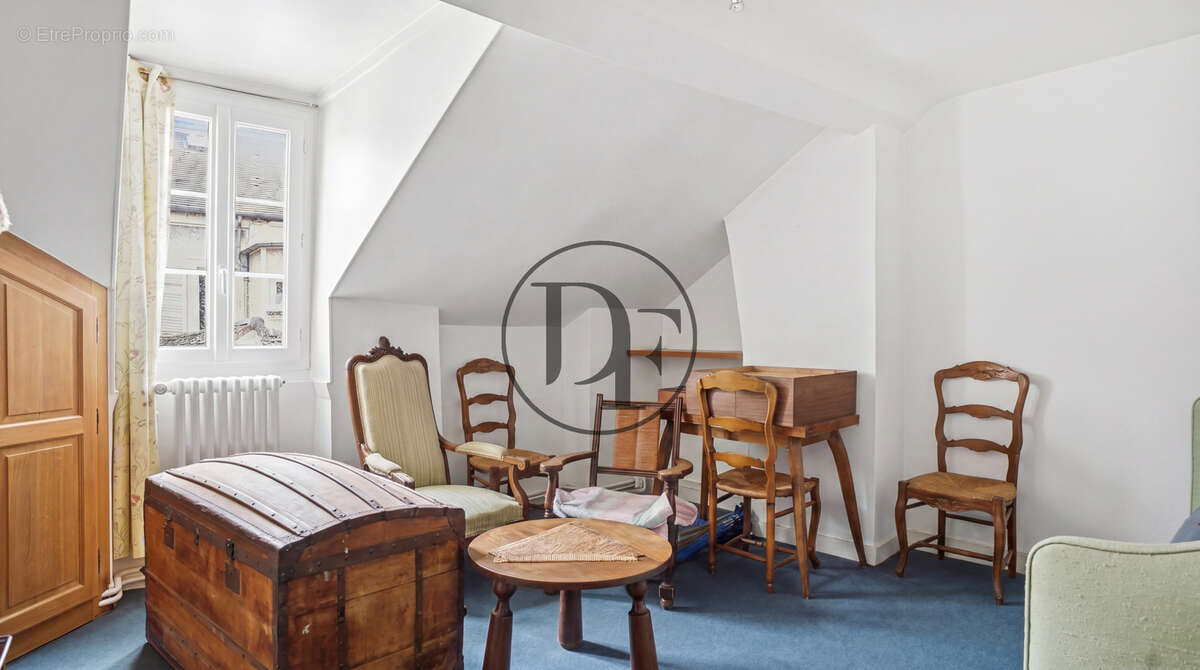 Appartement à FONTAINEBLEAU