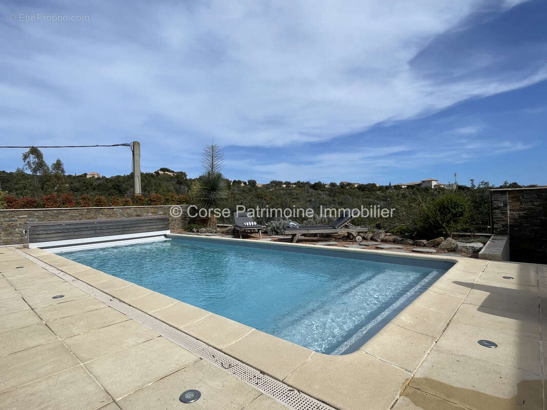 Maison à PORTO-VECCHIO