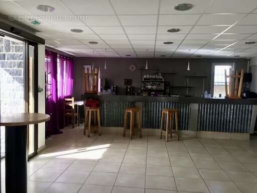 Commerce à ALBIEZ-MONTROND