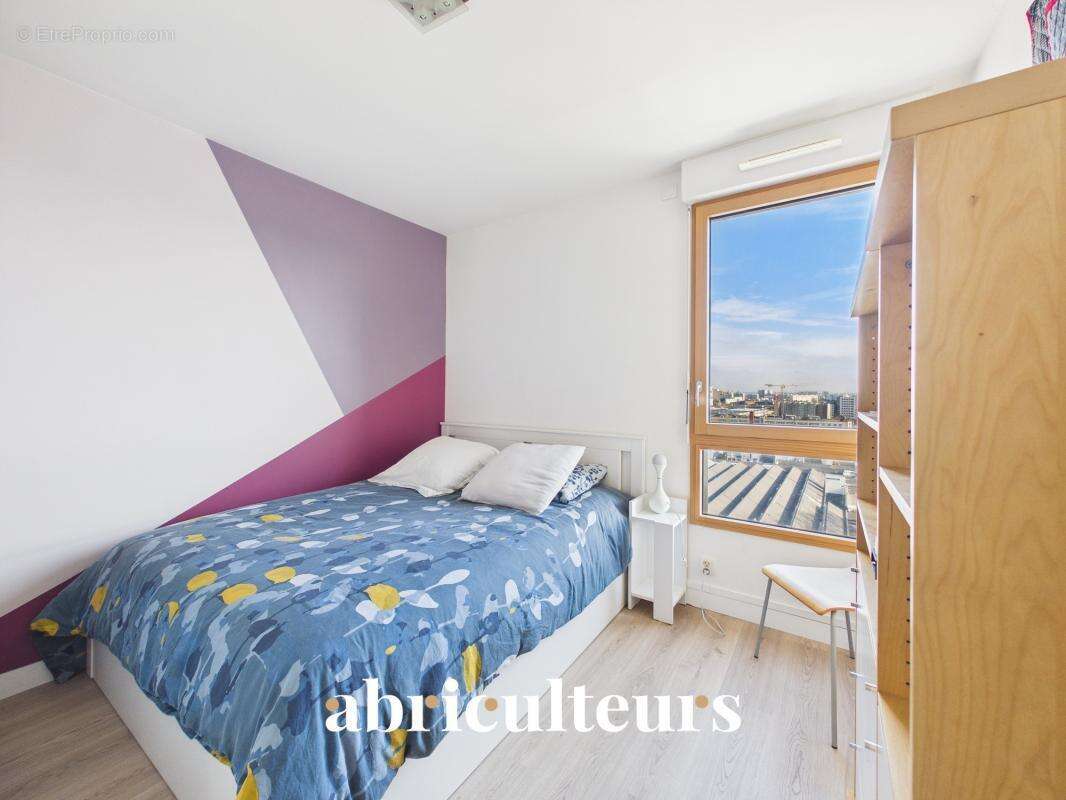 Appartement à AUBERVILLIERS