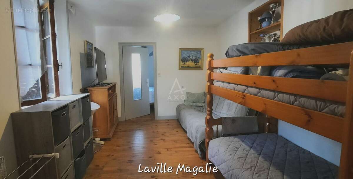 Maison à CEVINS